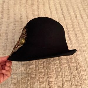 Cliche 100% Wool Hat.  M